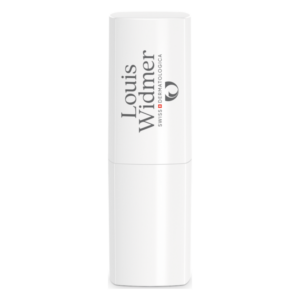 Weißer Lippenpflegestift mit der Aufschrift "Louis Widmer" und "SWISS DERMATOLOGICA"
