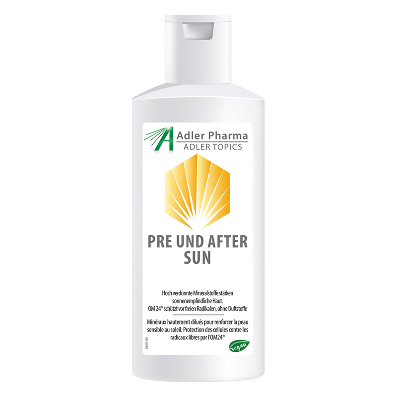 Flasche Sonnenpflege mit weißem Etikett, orangefarbener Muschelzeichnung und Aufschrift "PRE UND AFTER SUN".