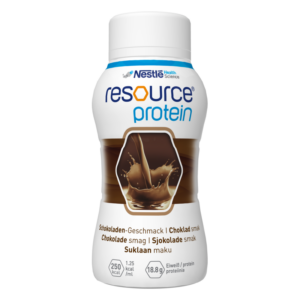 Proteinshake mit Schokoladengeschmack in einem weißen, kompakten Flaschenformat von Nestlé.