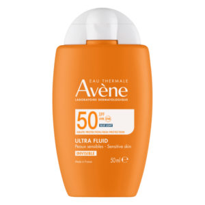 Sonnencreme in einem orangefarbenen Flakon mit Sicherheitsverschluss und UV-Schutz 50, speziell für empfindliche Haut.