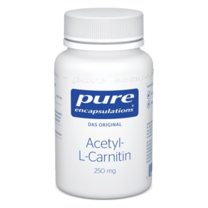 Weißes Fläschchen mit einem blauen Etikett, das Acetyl-L-Carnitin in einer Dosierung von 250 mg enthält.