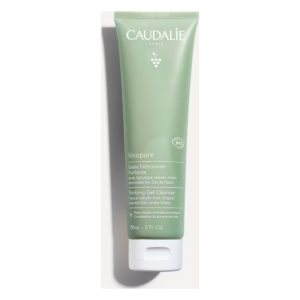 Reinigendes Gel von Caudalie in einer grünen Tube, 150 ml, mit natürlichen Inhaltsstoffen für unreine Haut.